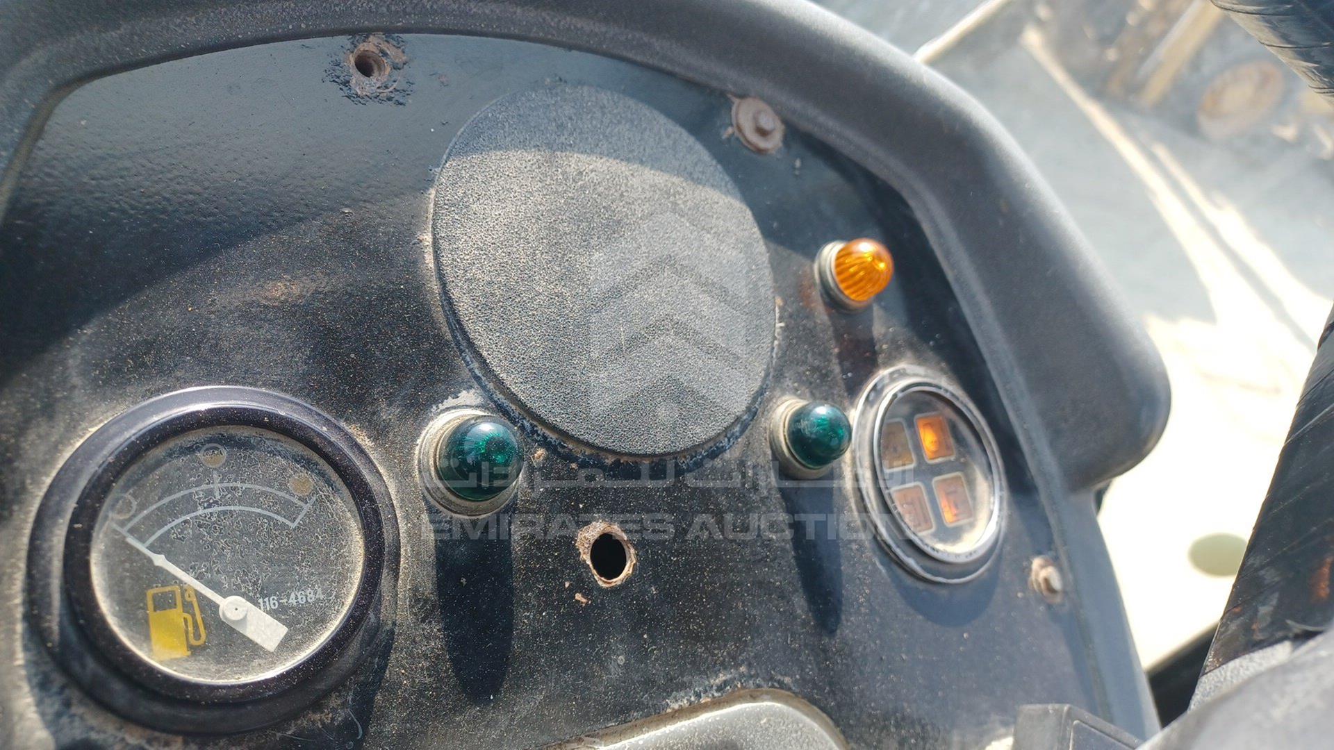 2002 CATERPILLAR --- VIN: 4MZ00101