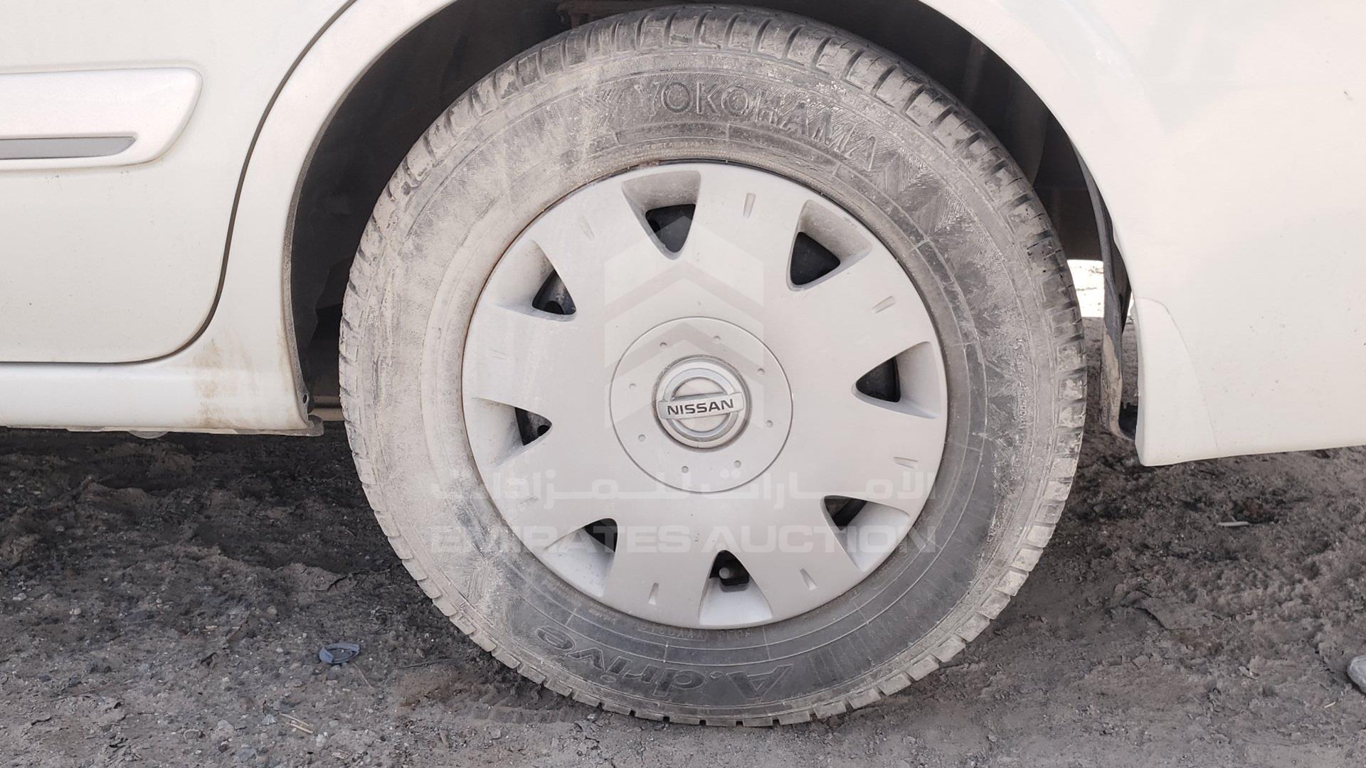 2011 NISSAN SUNNY SCRAP VIN: JN1FN61CXBW207232