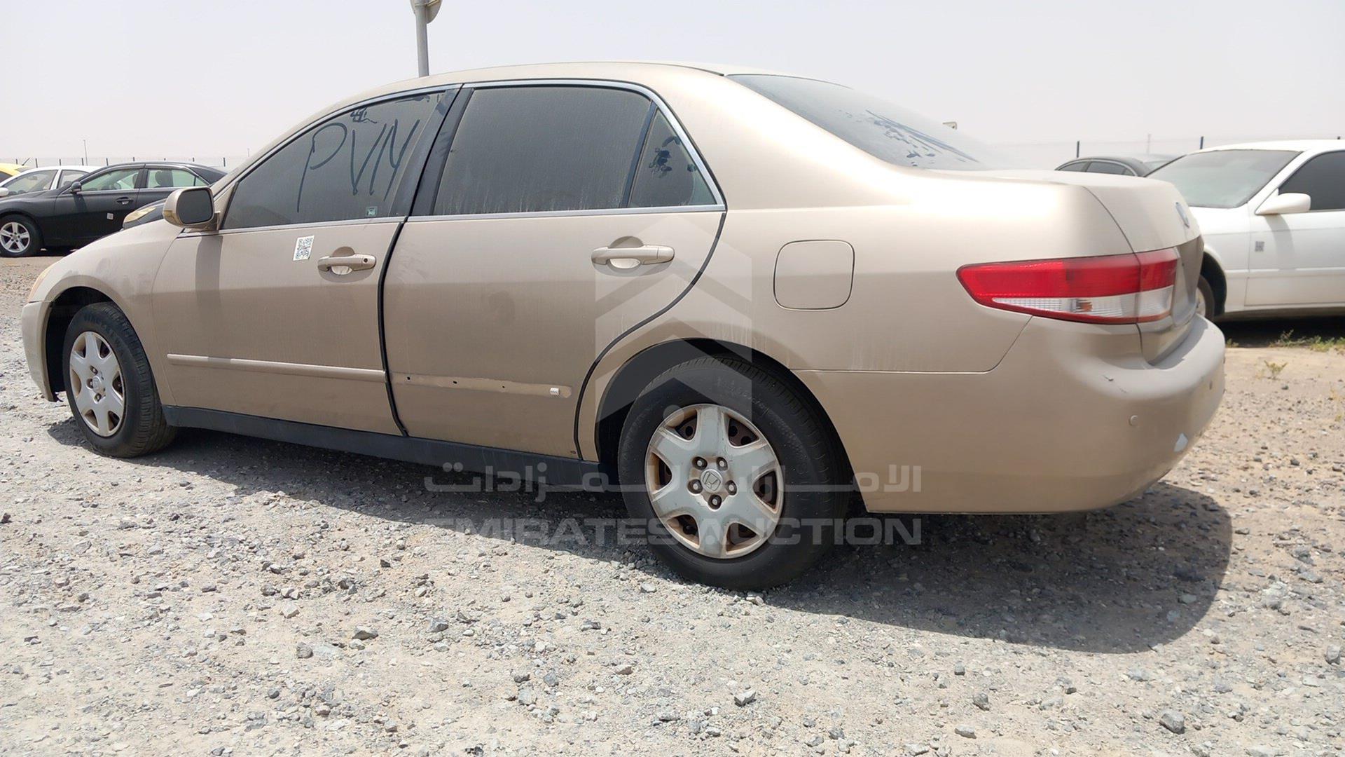2005 HONDA ACCORD VIN: JHMCM56525C407498