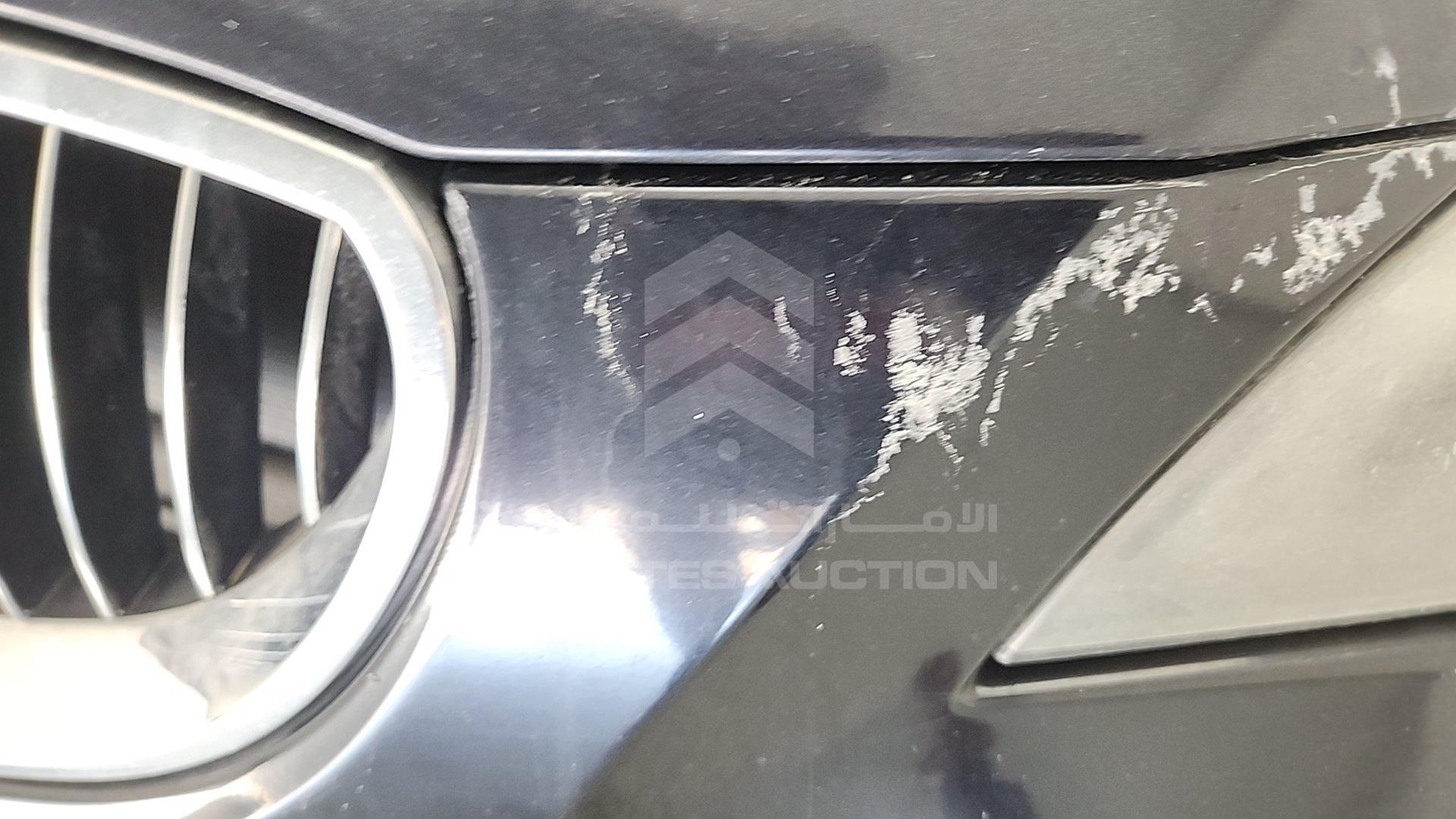 0 BMW 523I VIN: WBANE310X0B953095