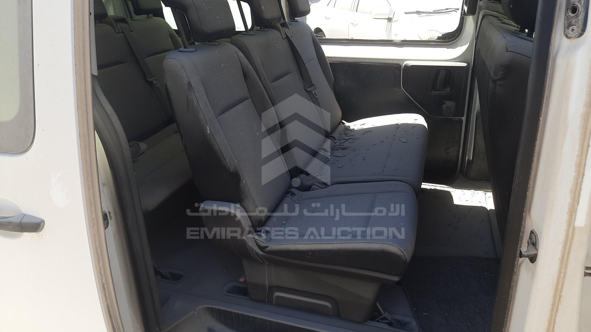2018 PEUGEOT EXPERT VIN: VF3VEAHX5JZ000710