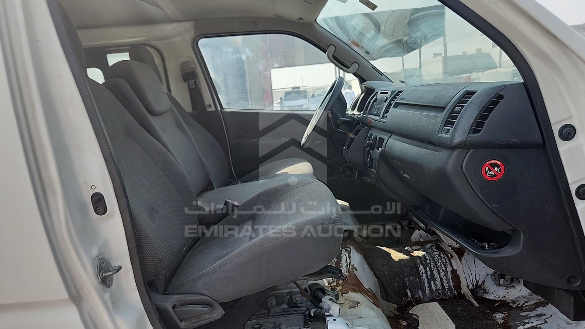 2014 TOYOTA HIACE VIN: JTFHX02P2E5003217