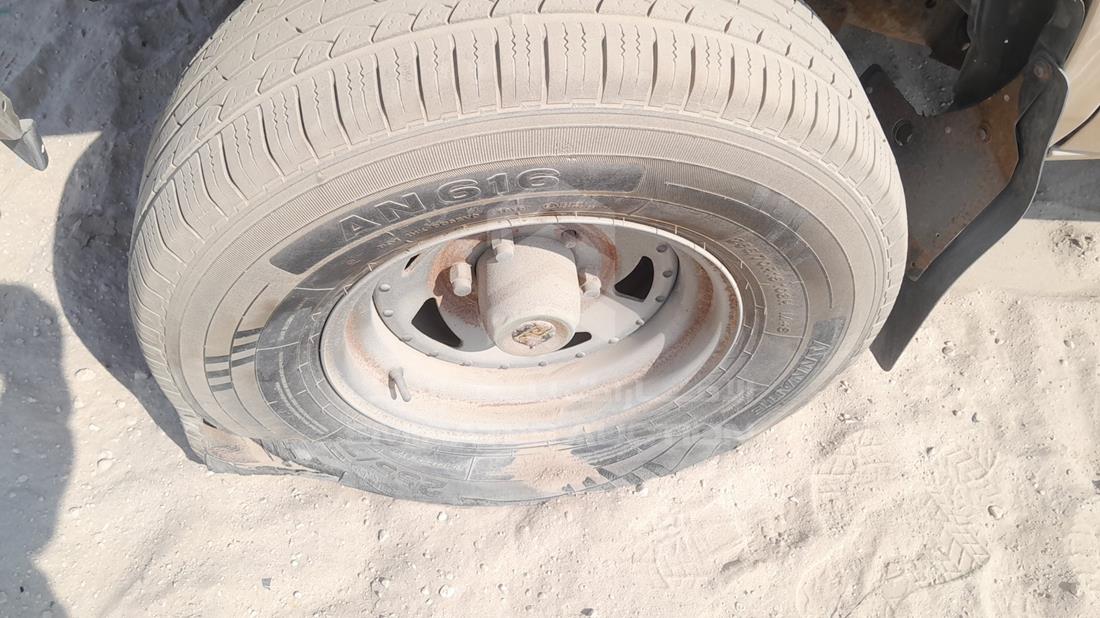 1992 Nissan Pathfinder — Front Left Tyre — Photo 29