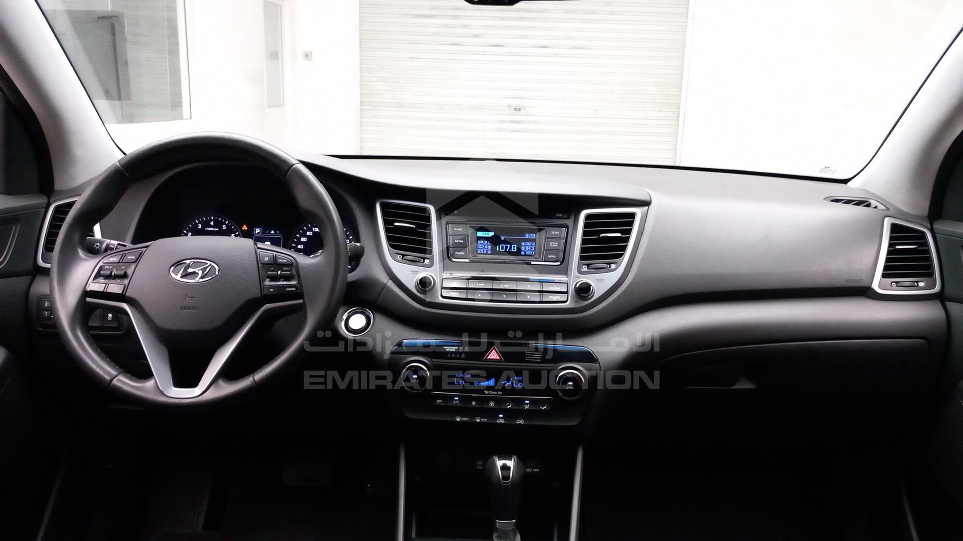 2017 HYUNDAI TUCSON VIN: TMAJ381B7HJ191503