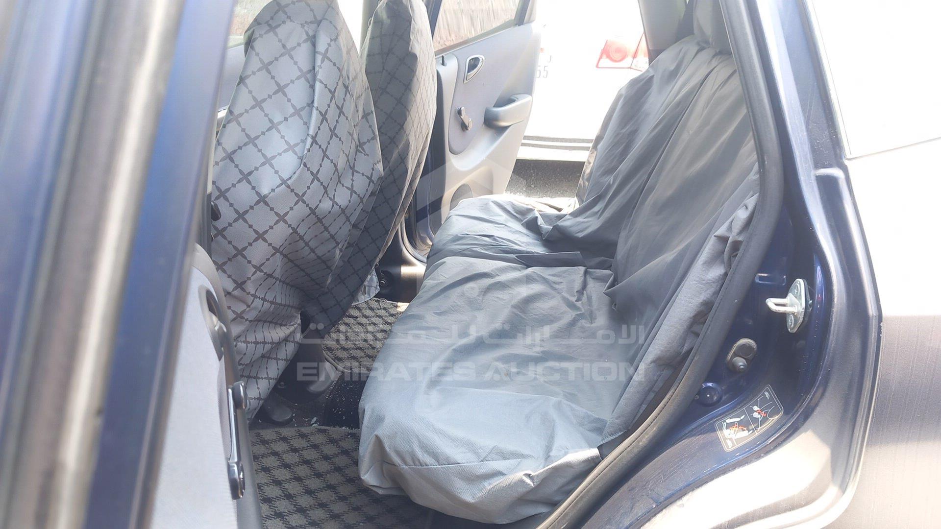 2004 HONDA JAZZ VIN: JHMGD18604S400103