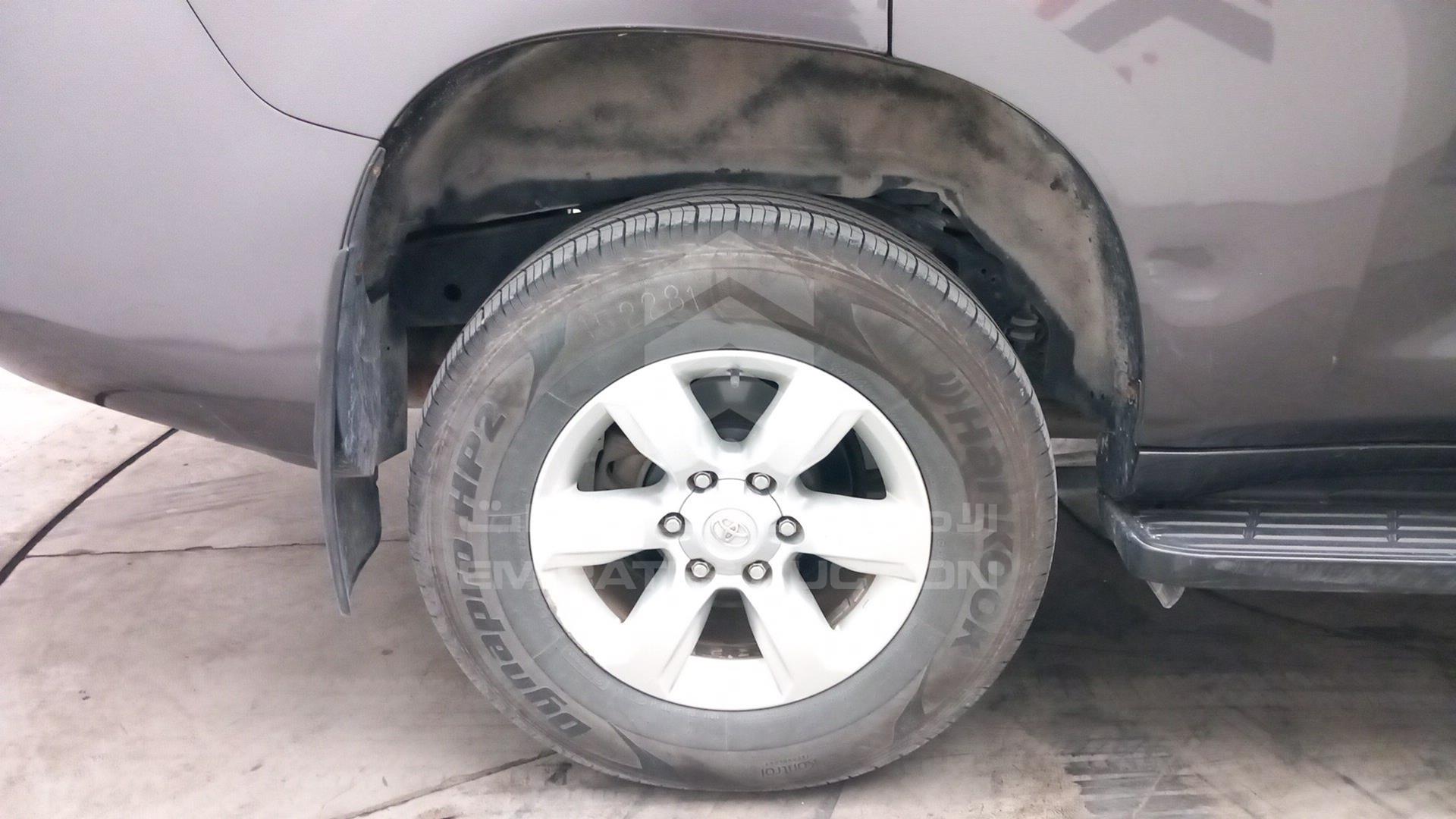 2015 TOYOTA PRADO VIN: JTEJU9FJ1FK079555