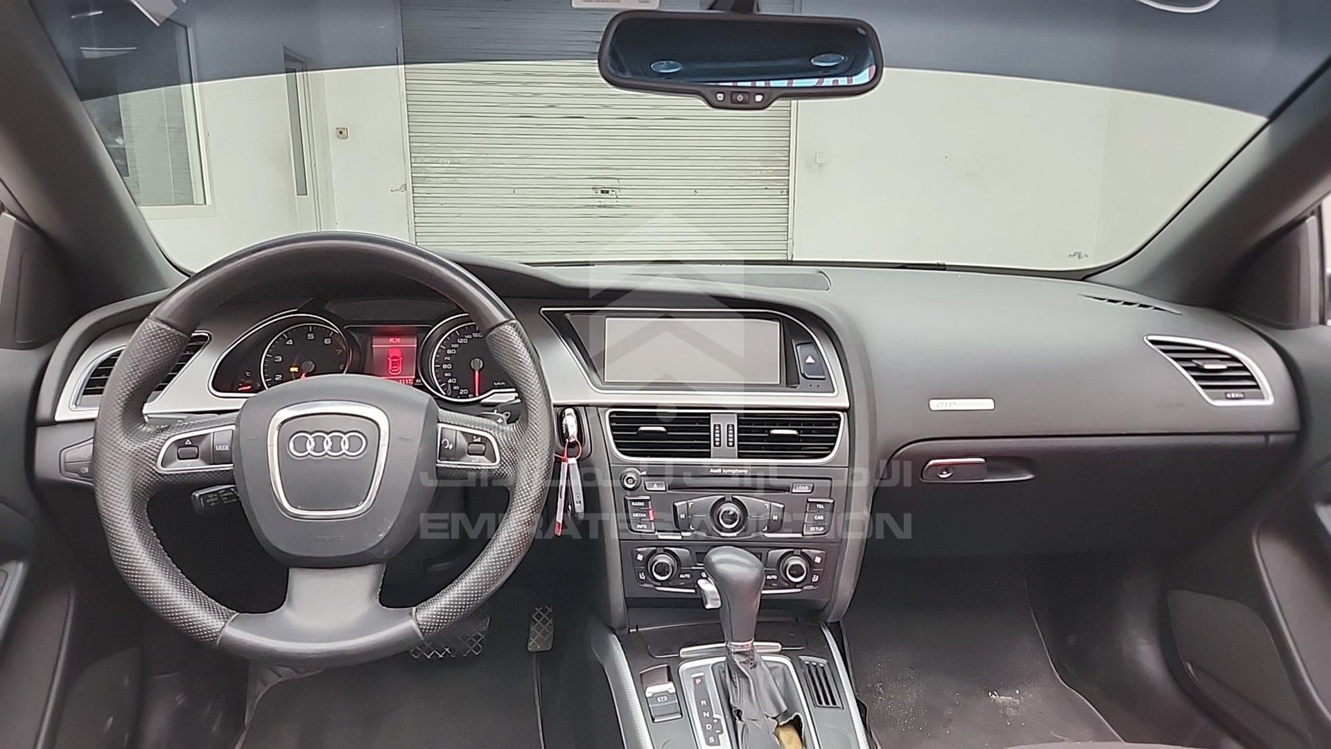 2010 AUDI A5 VIN: WAUAFB8F9AN012270