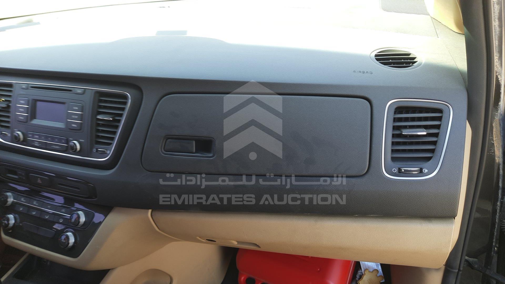 2016 KIA CARNIVAL VIN: KNAMB8127G6168278