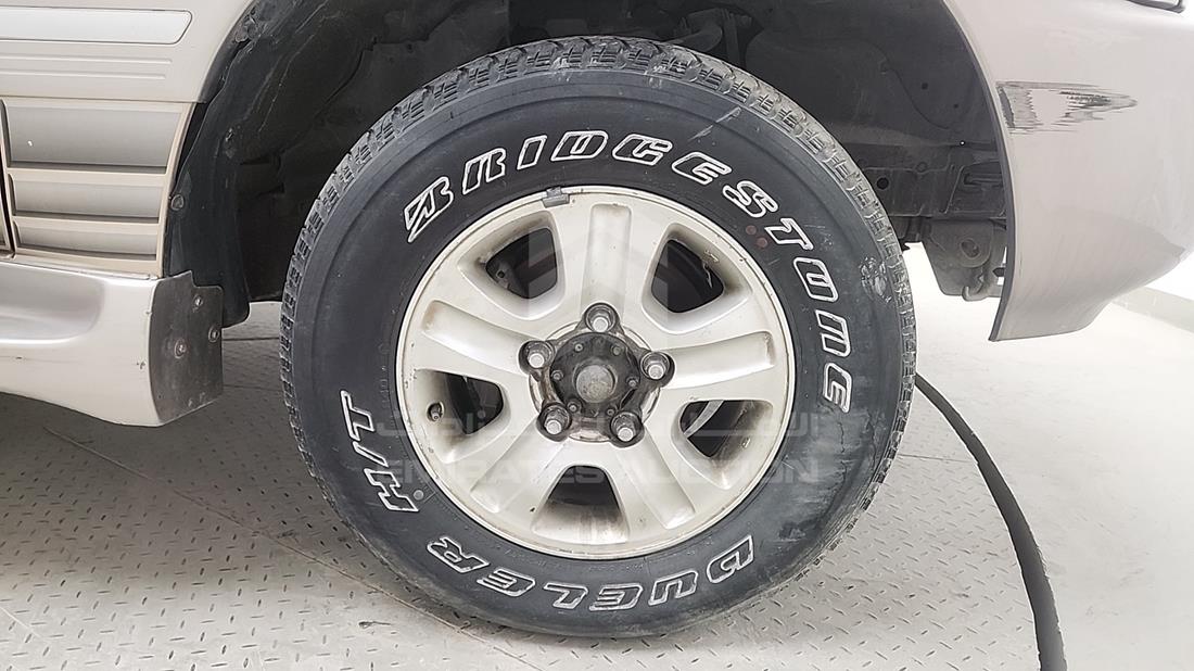 2003 Toyota Land Cruiser — Front Right Tyre — Photo 24