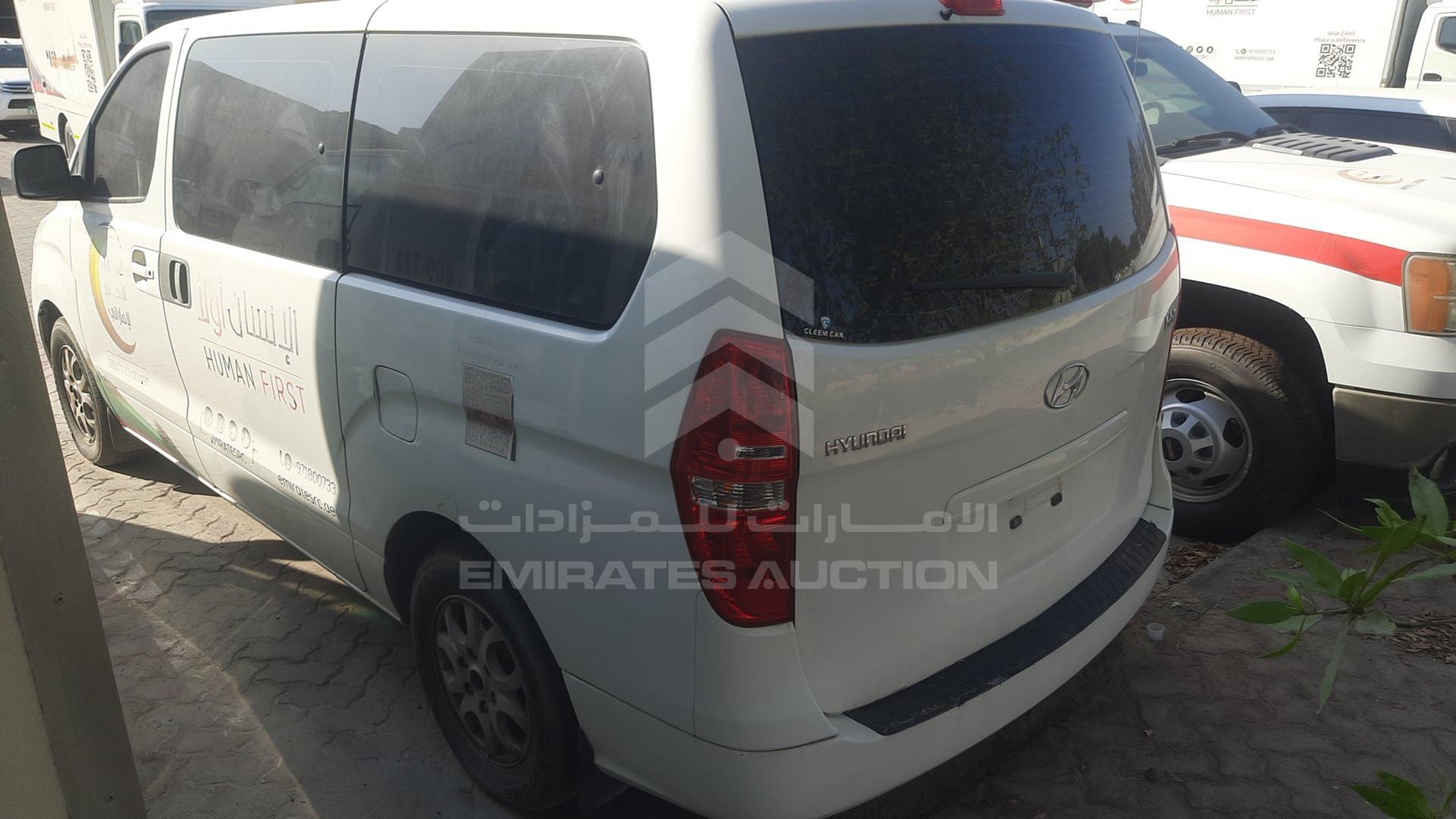 2016 HYUNDAI H1 VIN: KMJWA37R8GU761238