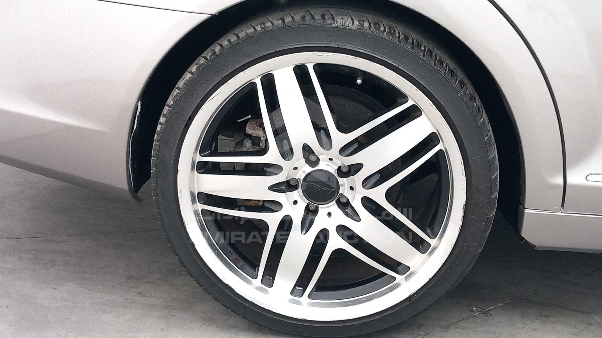 2008 MERCEDES S 450 VIN: WDDNF84X38A164610