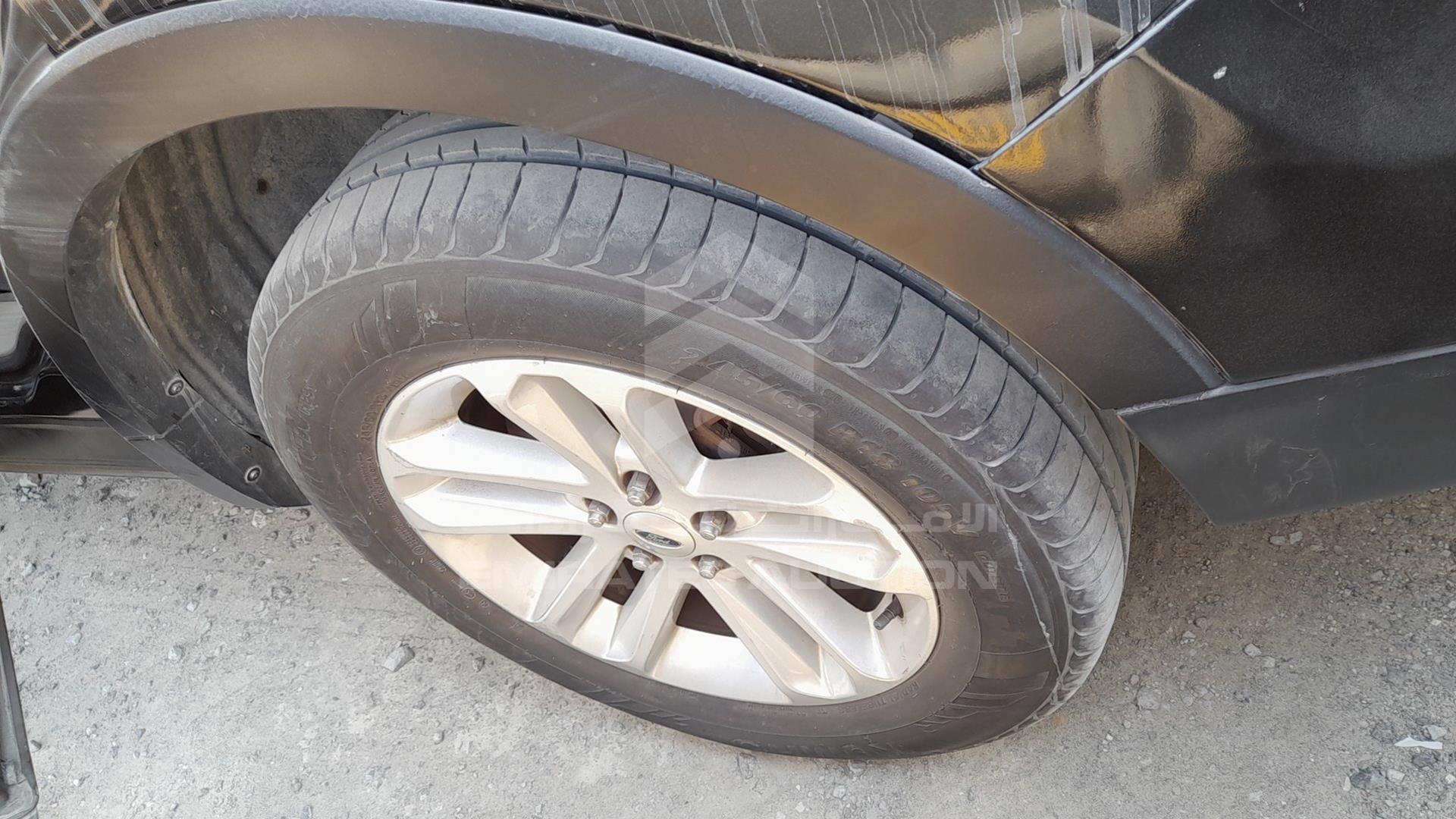 2014 FORD EXPLORER VIN: 1FM5K8B86EGA61817