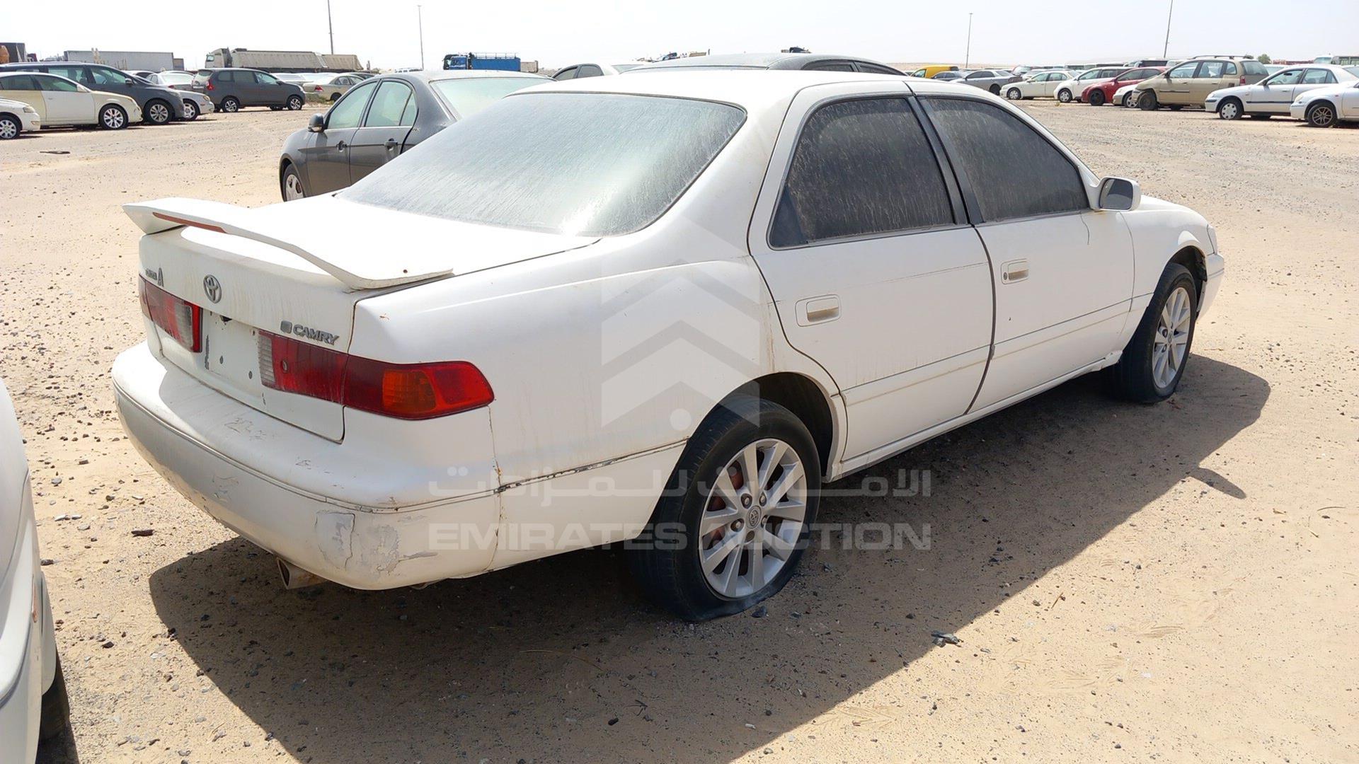 2000 TOYOTA CAMRY VIN: 4T1BG22K0YU993661