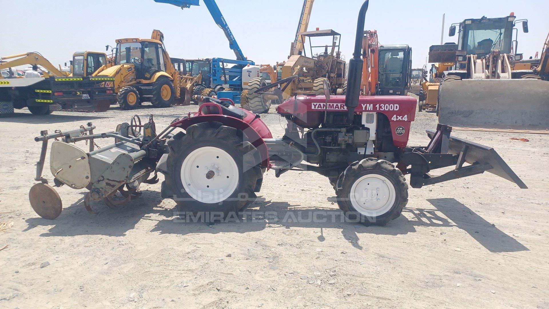 0 YANMAR --- VIN: YM1300D04615