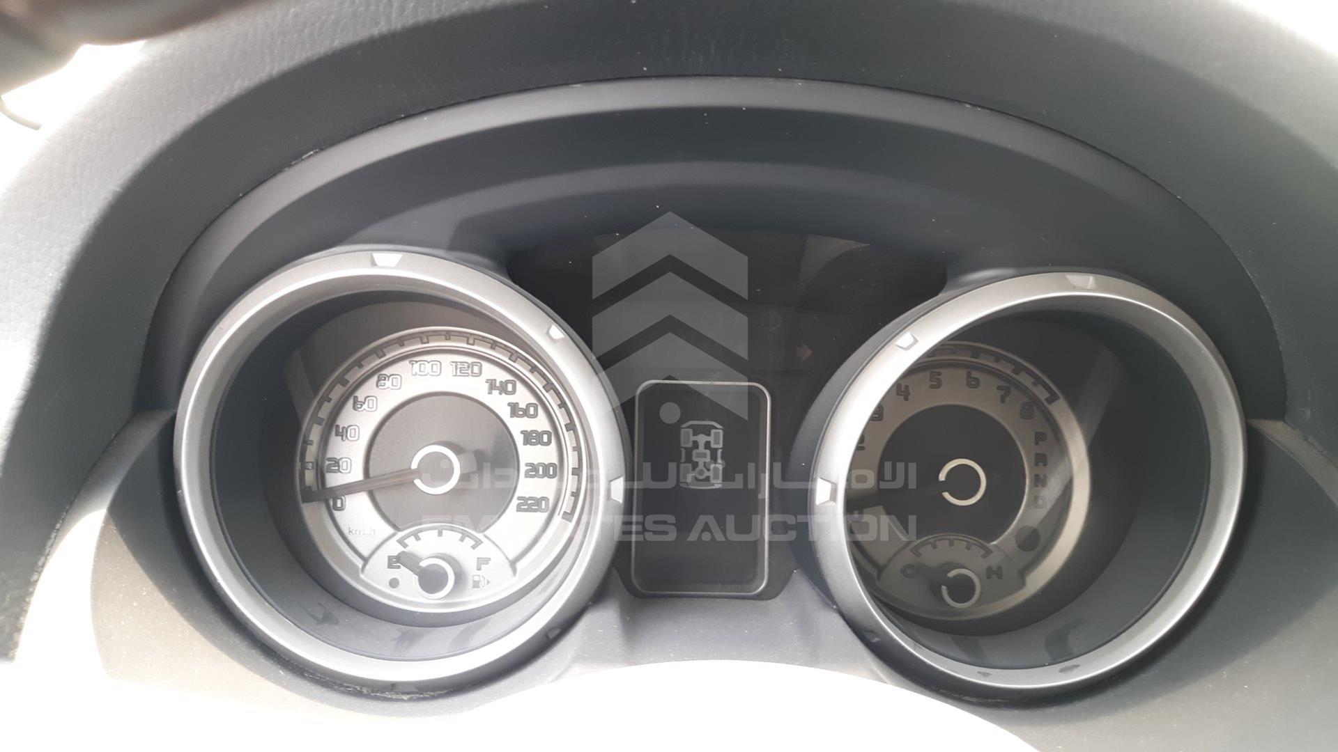 2013 MITSUBISHI PAJERO VIN: JMYLRV95WDJ708321
