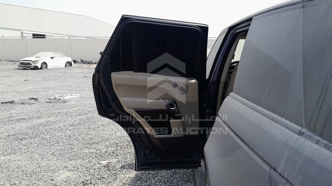 رنج روفر فوج 2016 — الباب الخلفي الأيسر — صورة 17
