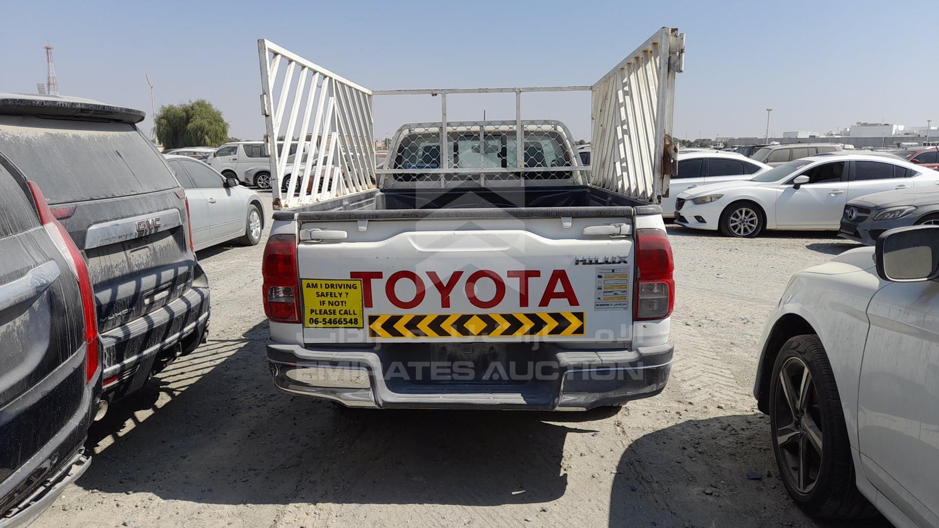 2020 TOYOTA HILUX VIN: MR0CX9CB9L3960531