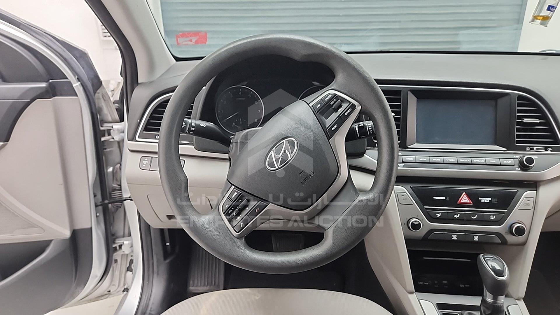 2018 HYUNDAI ELANTRA VIN: 5NPD74LF8JH376096