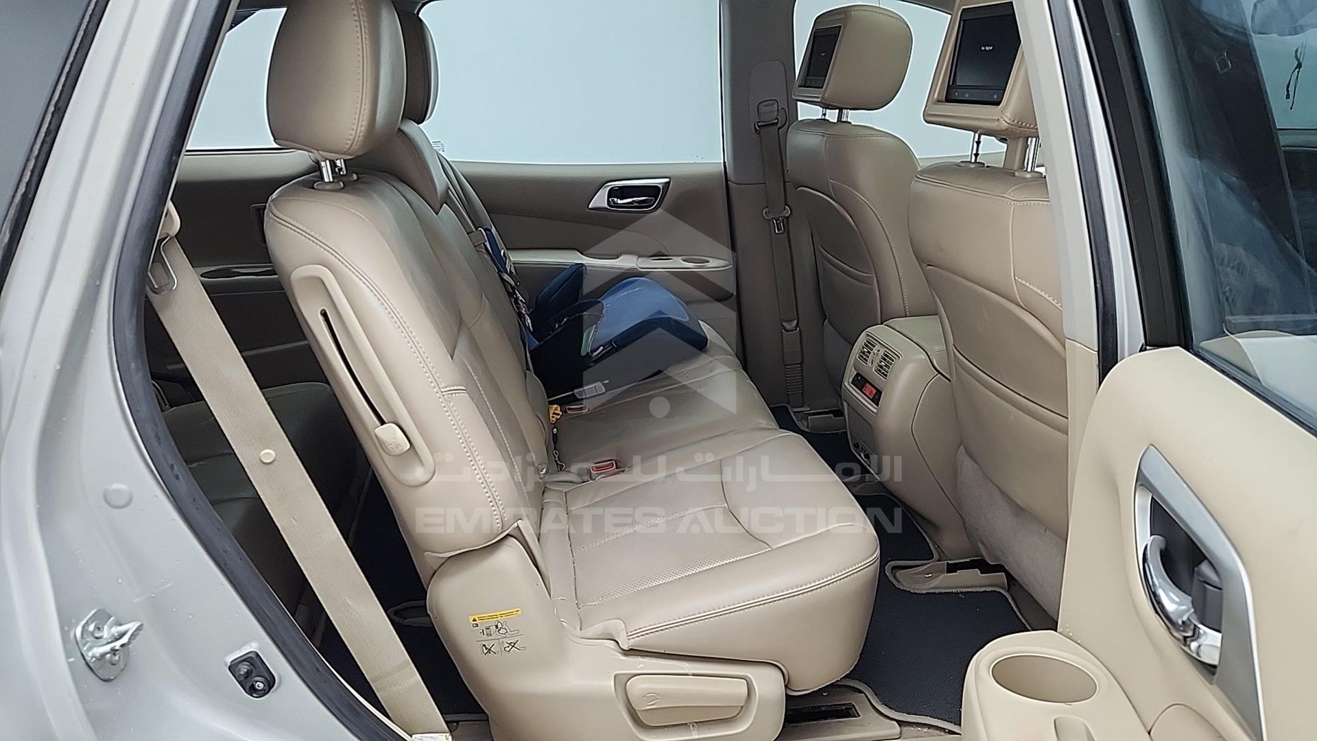 2015 NISSAN PATHFINDER VIN: 5N1AR2MM8FC628006