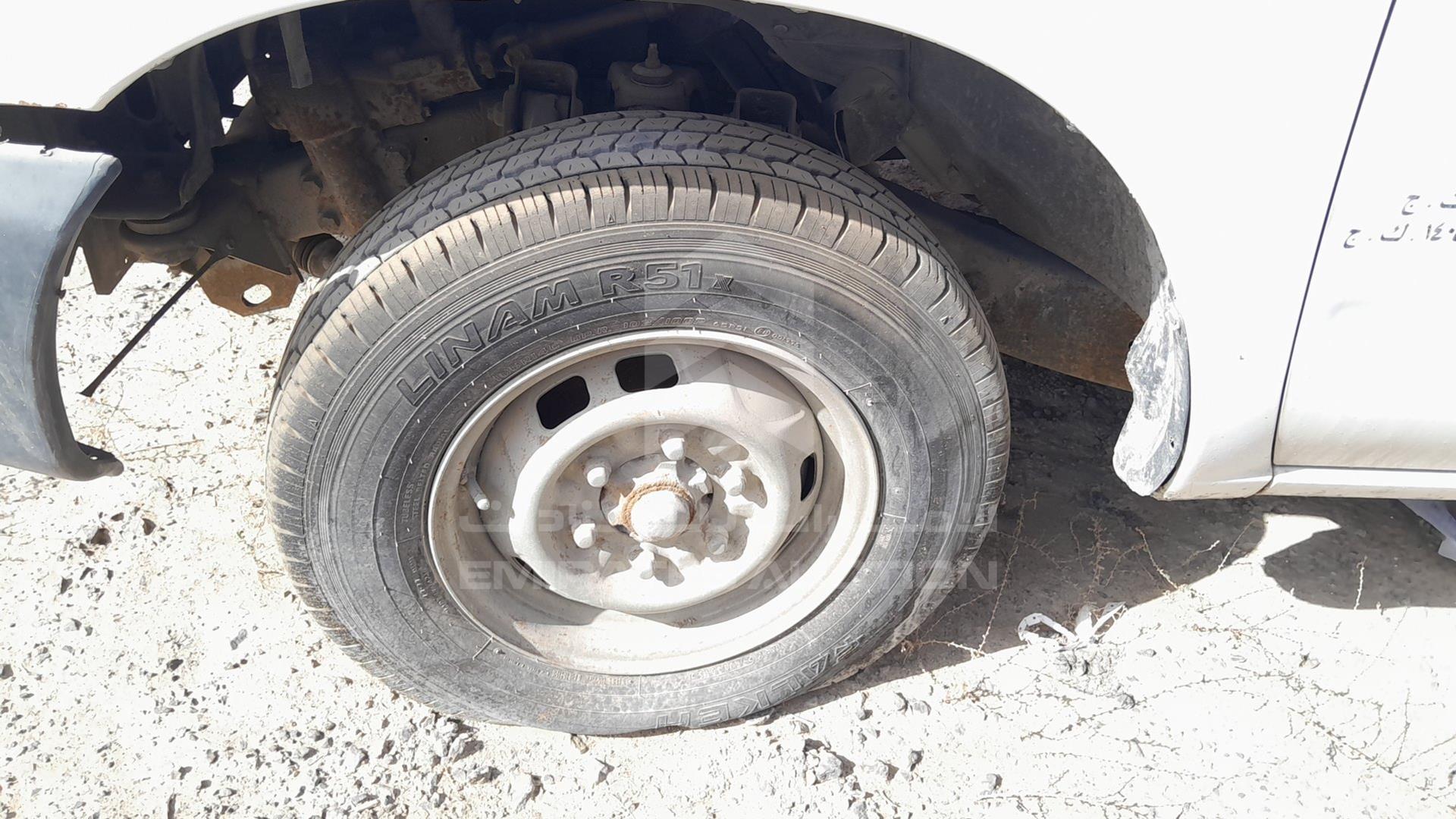 2000 NISSAN 2400 VIN: JN6BD23S6YA711209