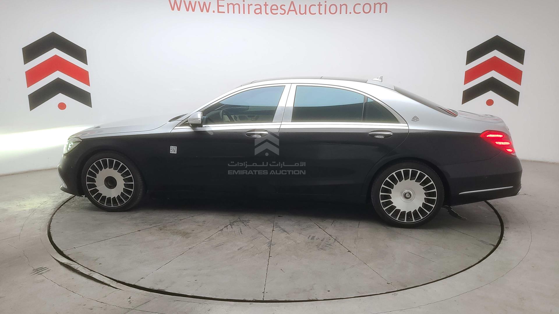 2018 MERCEDES S 560 VIN: WDDUG8DB1JA398716