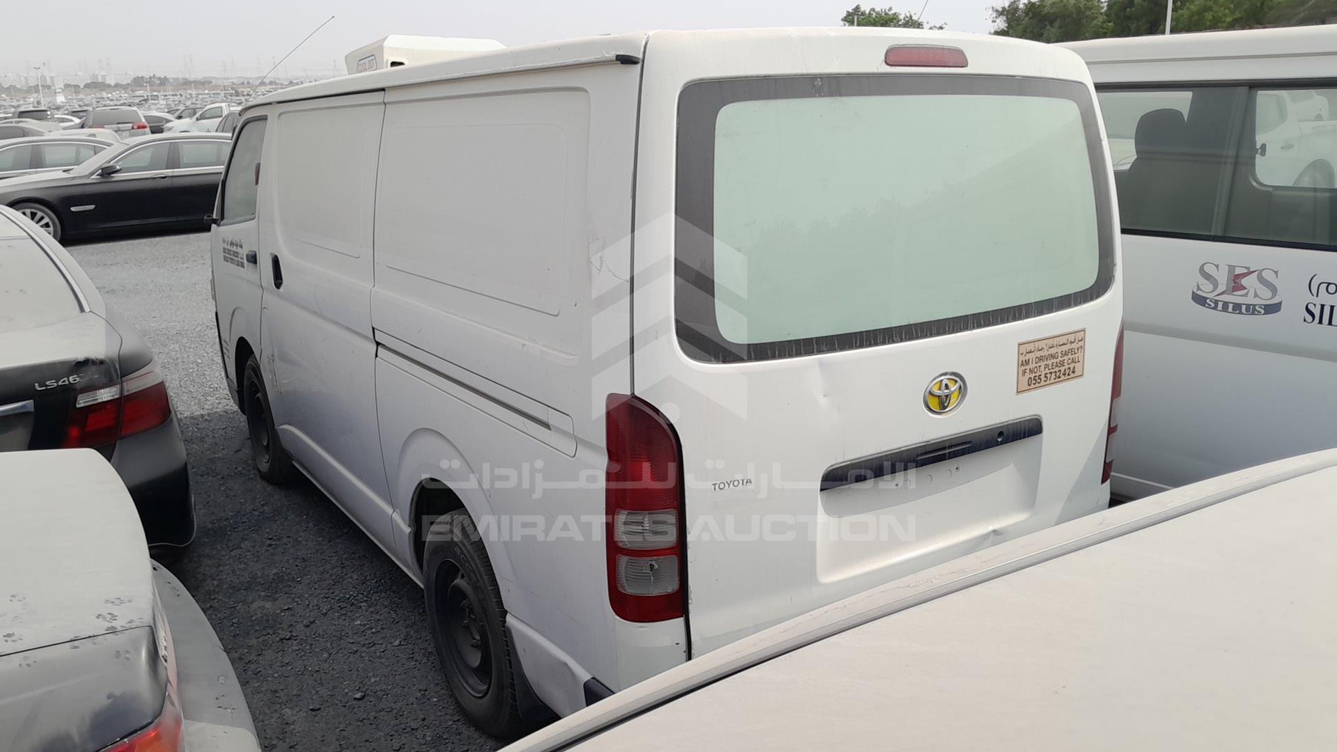2011 TOYOTA HIACE VIN: JTFHX02P0B0055986