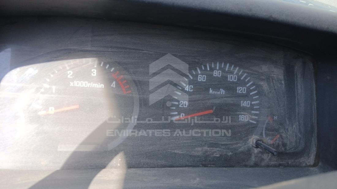 2013 Isuzu Reward NM — Speedometer & RPM Gauges — Photo 14