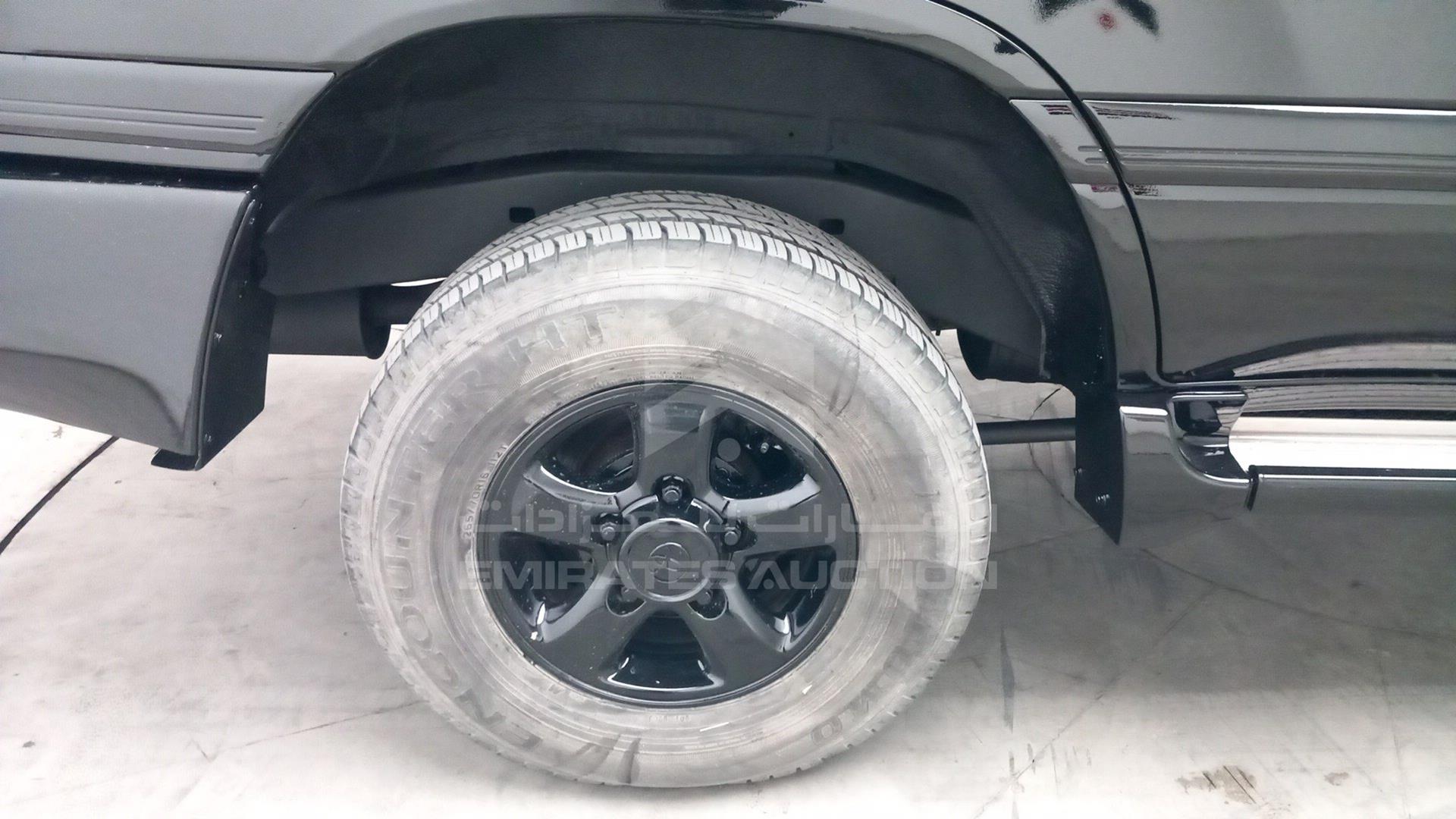 2002 TOYOTA LAND CRUISER VIN: JTEHJ09J725031906