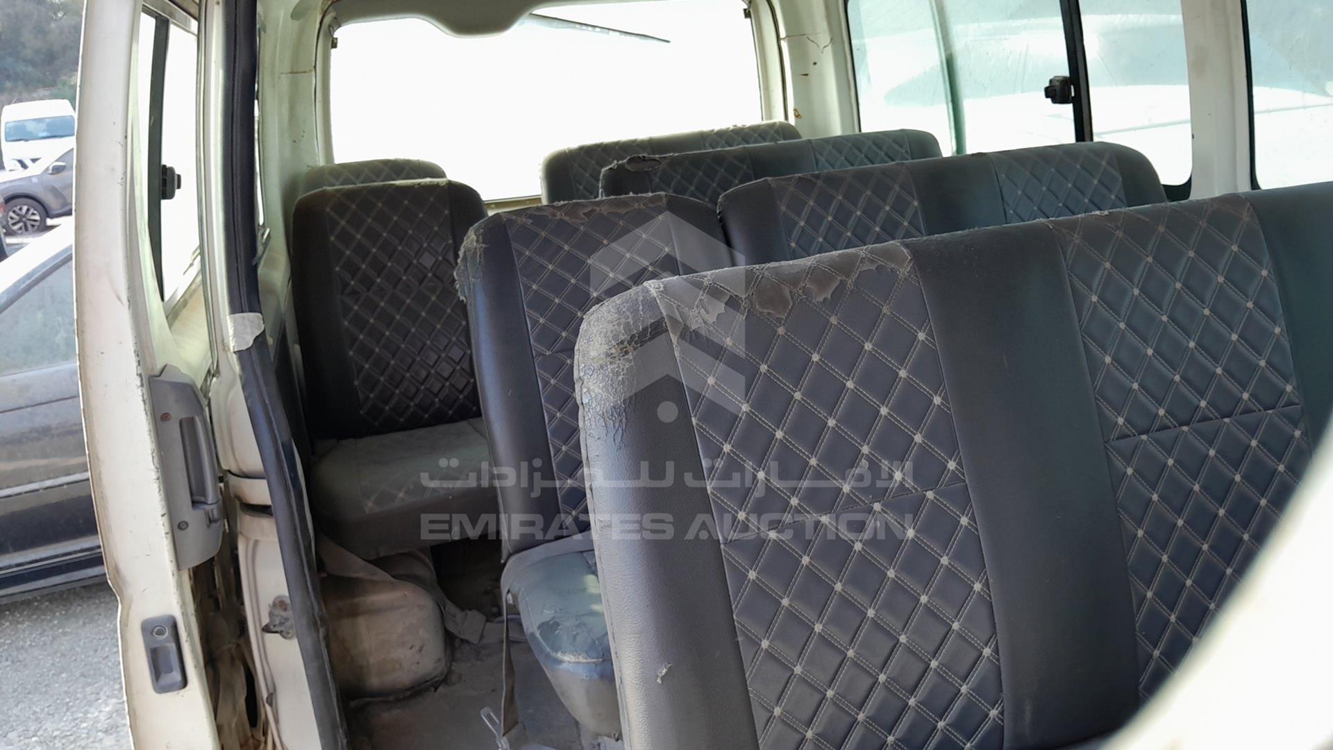 2007 TOYOTA HIACE VIN: JTGJX02P870010864