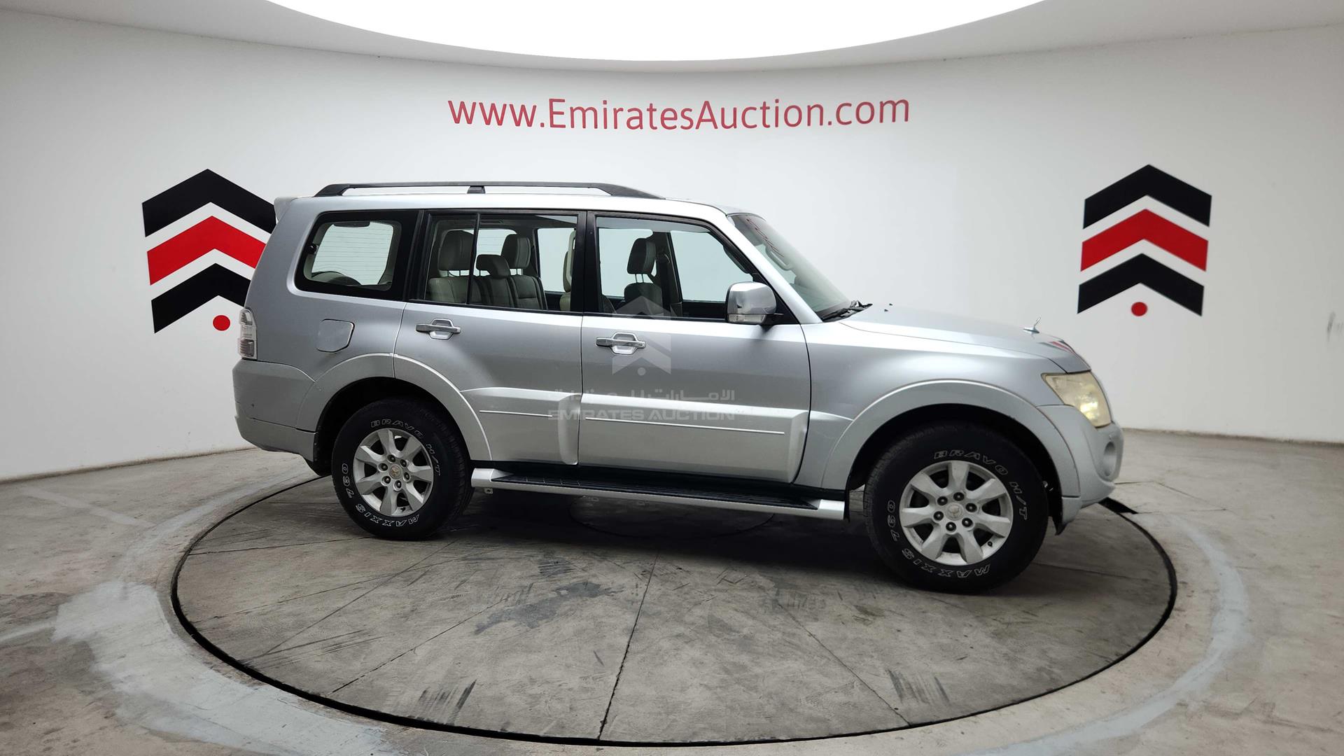 2012 MITSUBISHI PAJERO VIN: JMYLRV95WCJ709340
