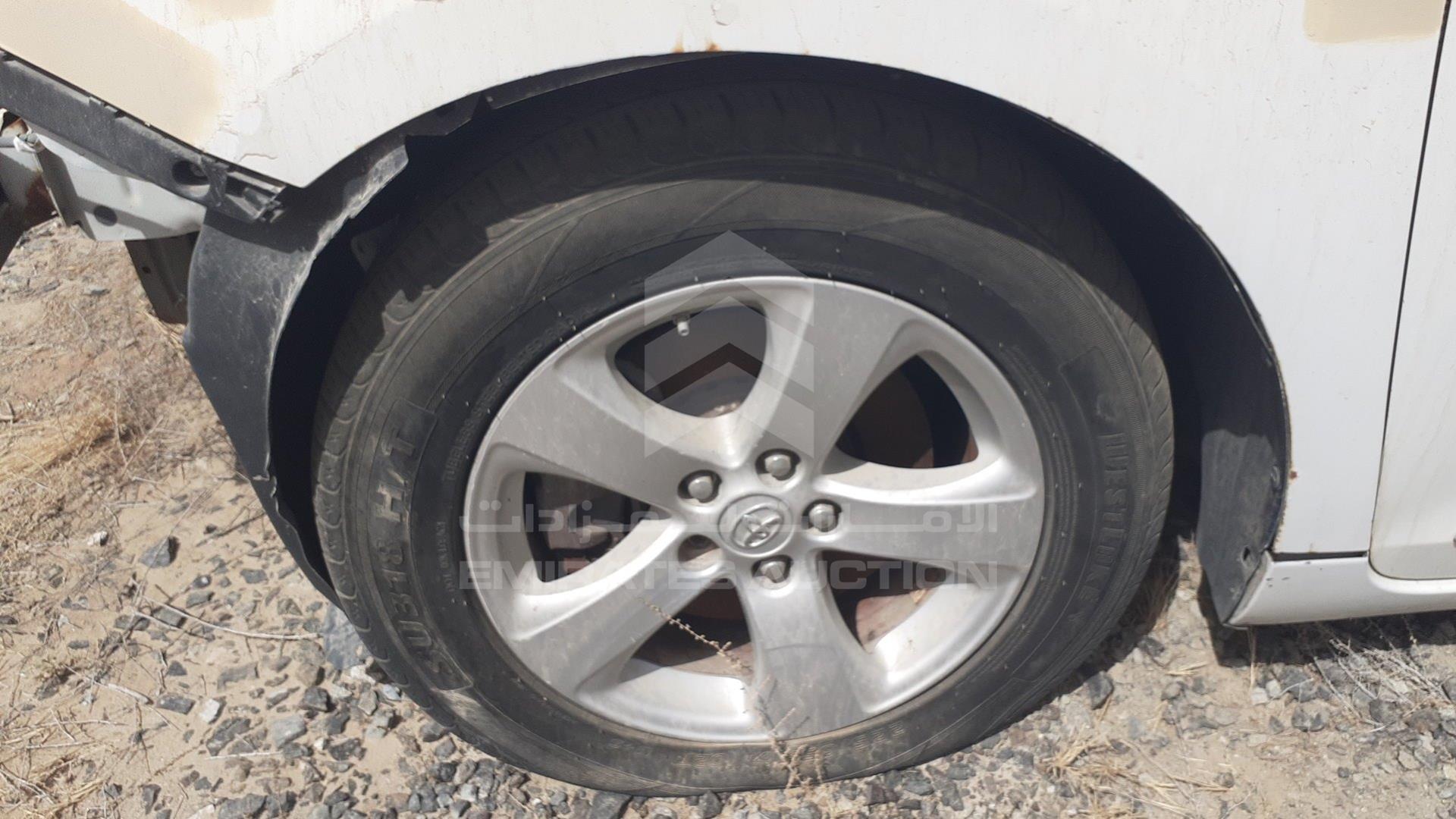 2014 TOYOTA SIENNA VIN: 5TDKK3DC2ES419884