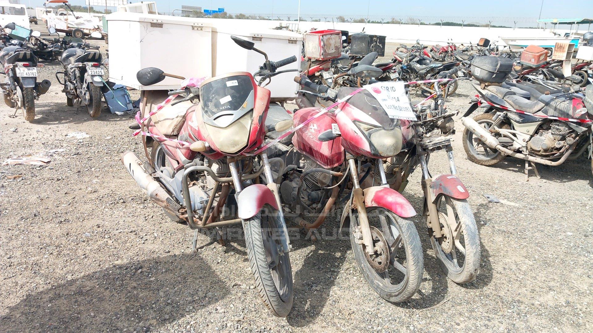 0 UNDEFINED 3 MOTORBIKES VIN: ME4KC09CC88096729
