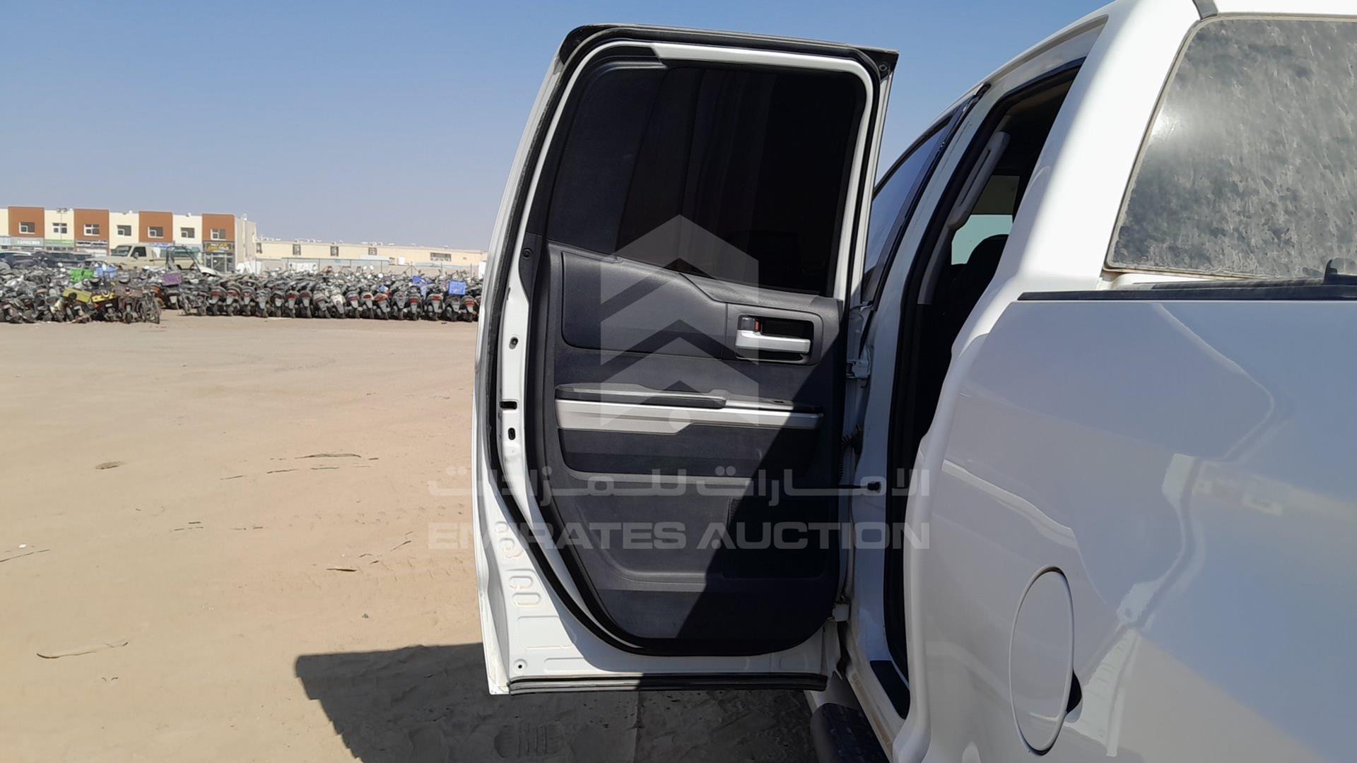 2015 TOYOTA TUNDRA VIN: 5TFUW5F19FX433703