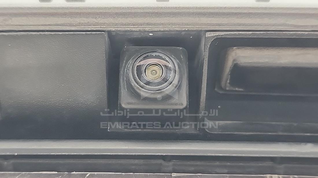 2017 Infiniti QX 30 — Rear Camera & 360 View — Photo 27