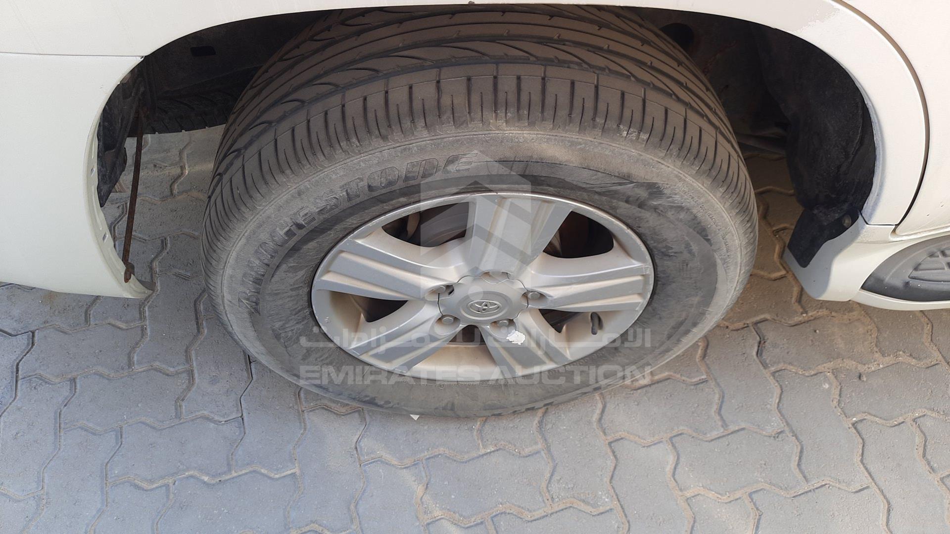 2014 TOYOTA LAND CRUISER VIN: JTMDU09J8E4093867