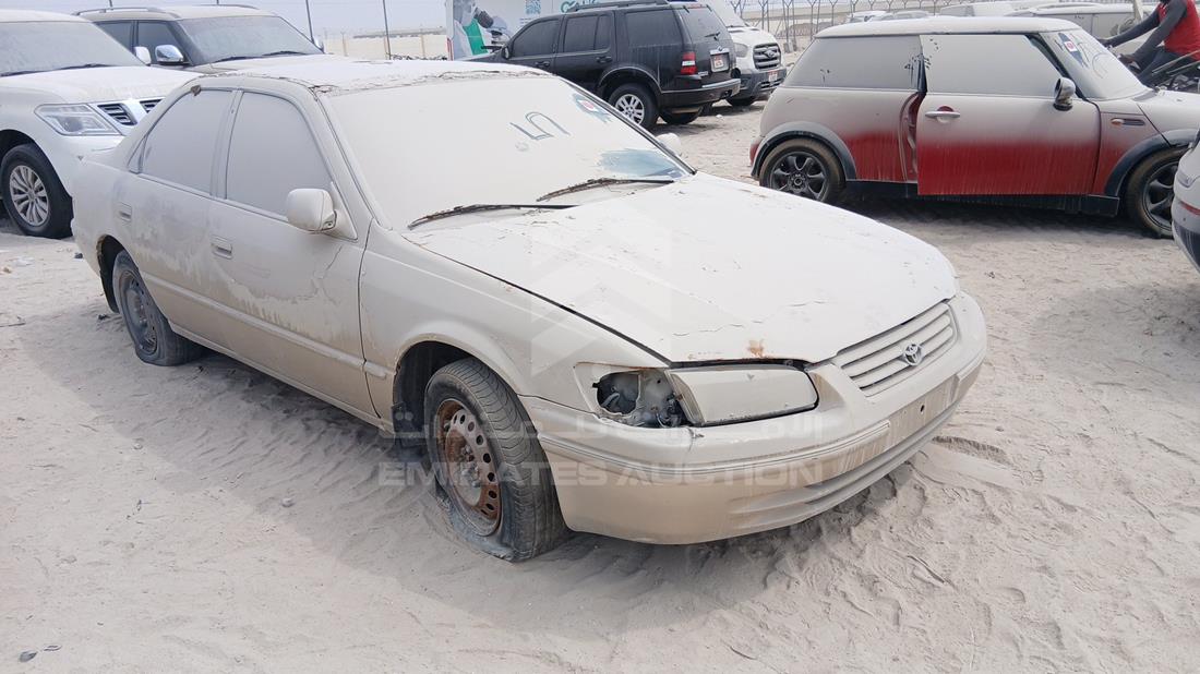 1999 Toyota Camry — Front Right Angle — Photo 9