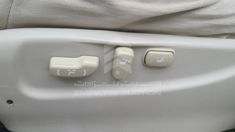 VIN: JN8AY2NY6G9145531 Auction: EmiratesAuction Lot: 409172 VIN: JN8AY2NY6G9145531 Nissan Patrol 2016 WHITE Photo 26