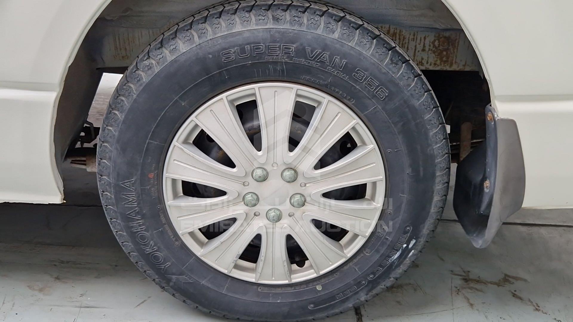 2010 TOYOTA HIACE VIN: JTGSX22PXA6080127