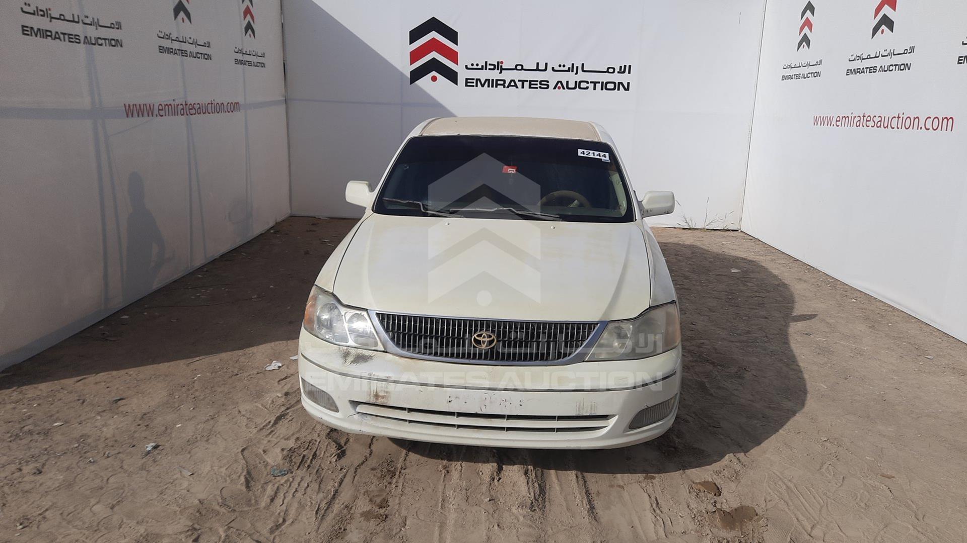 2000 TOYOTA AVALON VIN: 4T1BF28B2YU026267