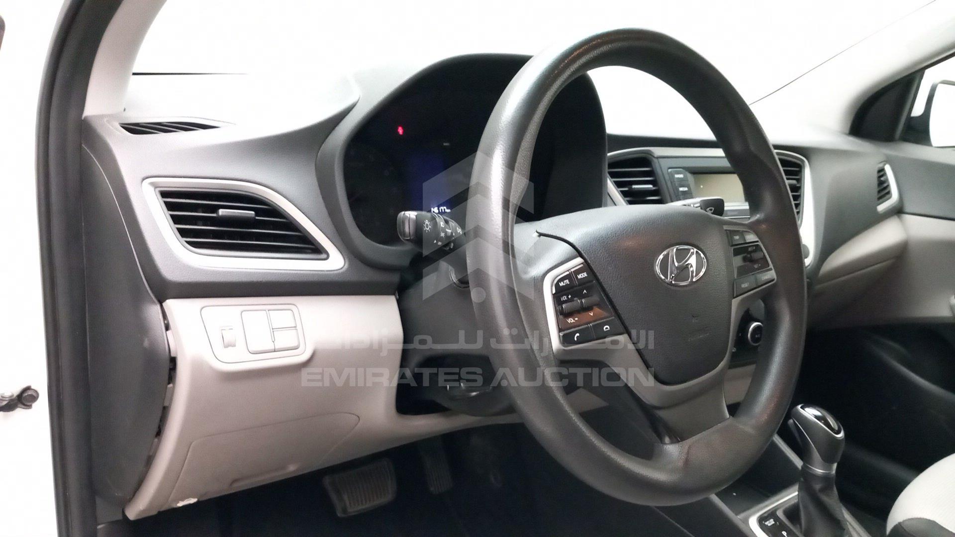 2019 HYUNDAI ACCENT VIN: MALC741C5KM095379
