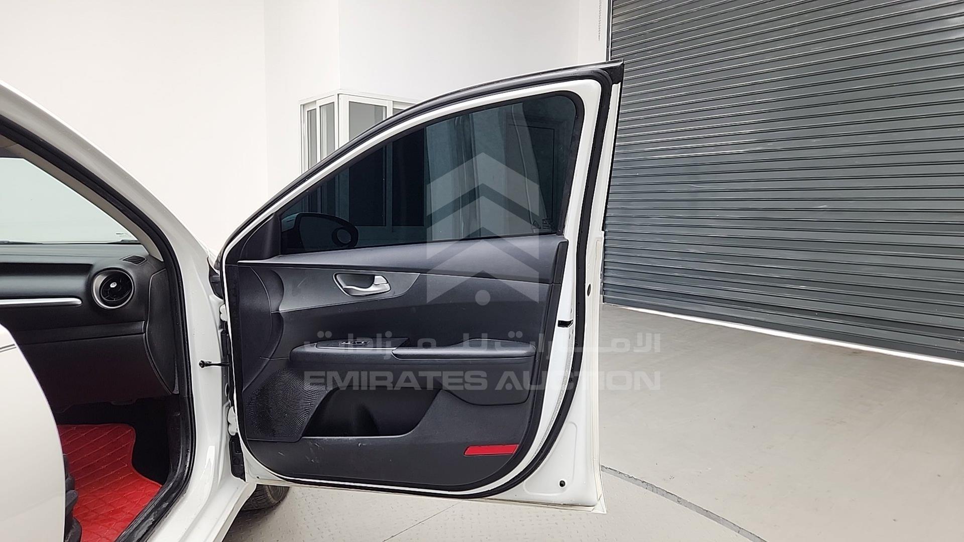 2019 KIA FORTE VIN: 3KPF24AD2KE005885