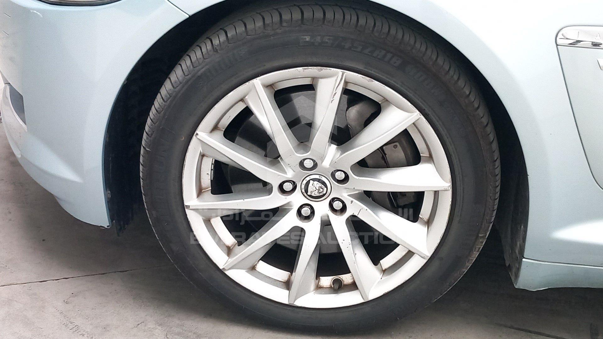 2013 JAGUAR XF VIN: SAJAA05A3D8S74353