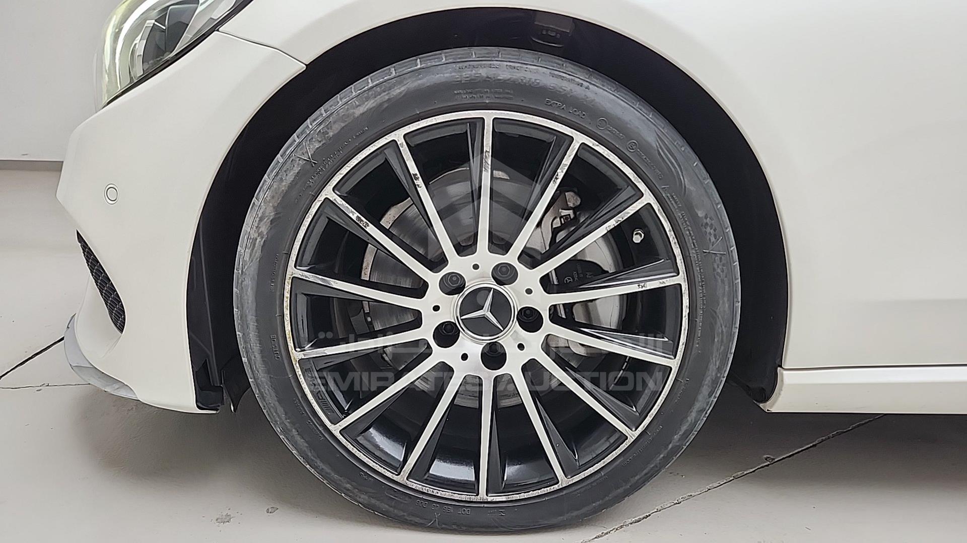 2018 MERCEDES C 300 VIN: WDDWK4KB9JF624409