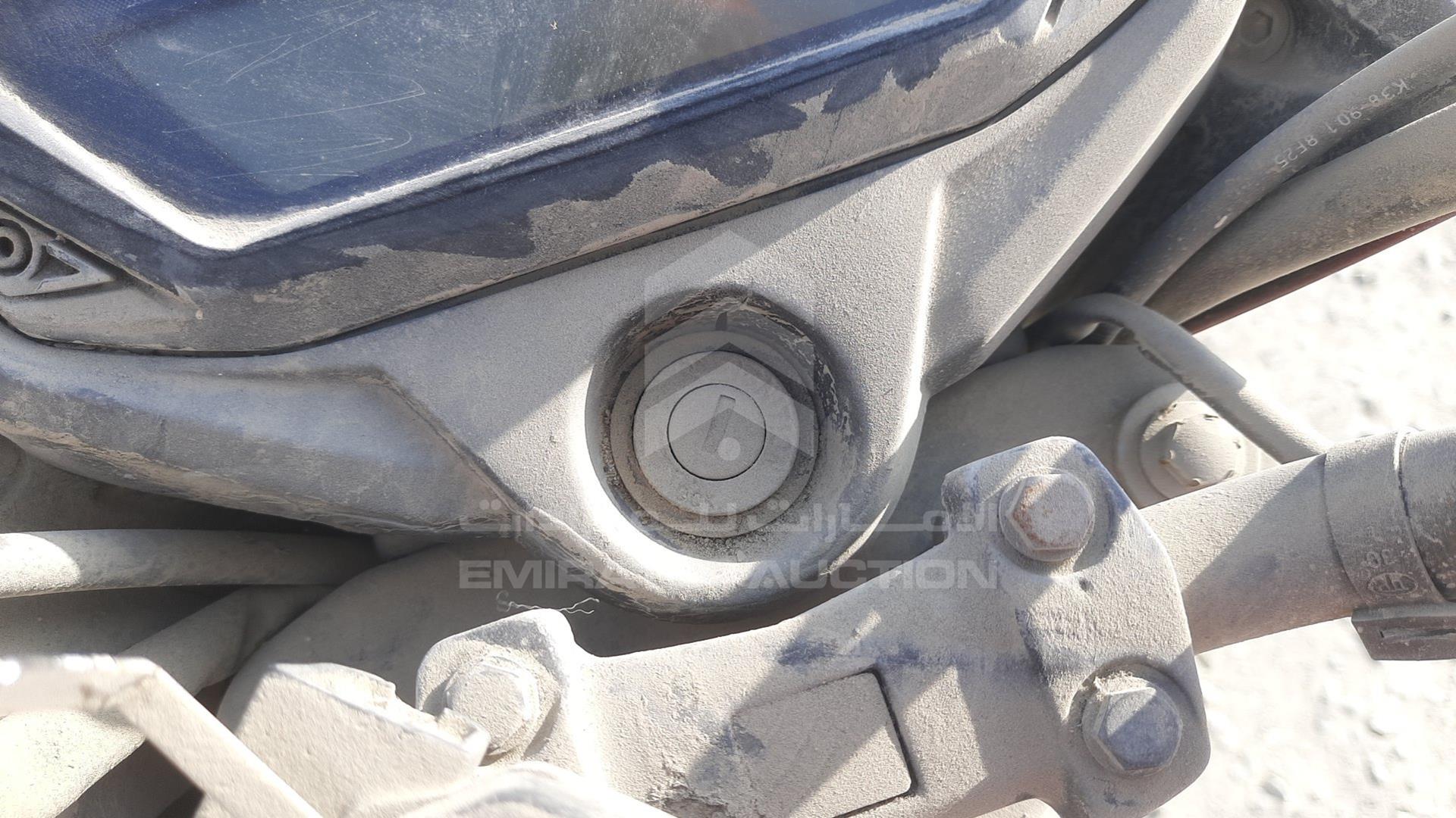0 HONDA UNICORN VIN: ME4KC20B9J8003211