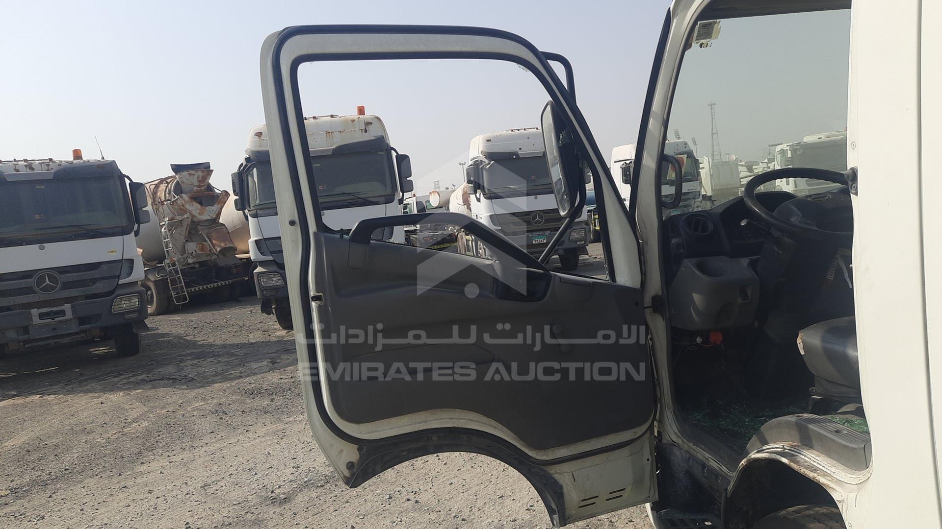 2014 HINO 300 VIN: JHHLCK1H2EK007786