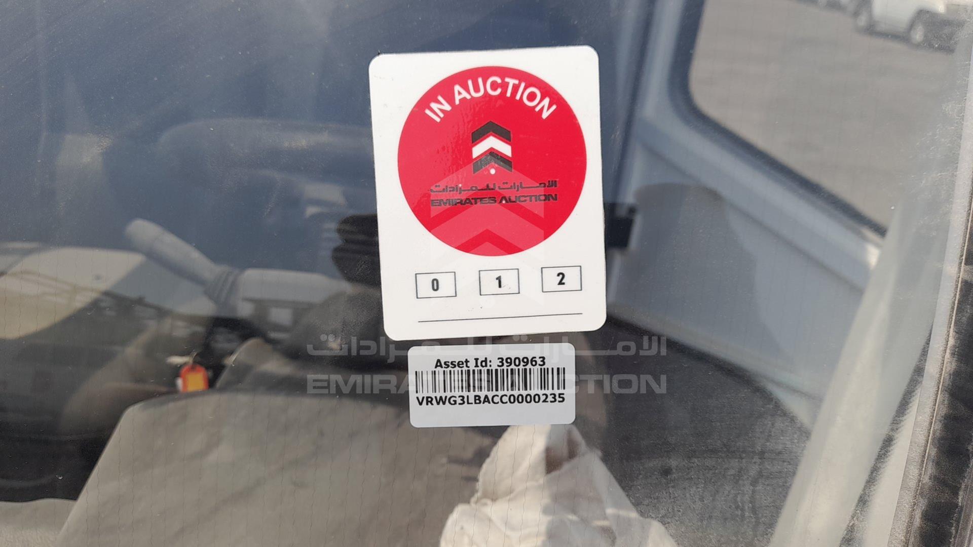 0 ELECTRIC VEHICLE --- VIN: VRWG3LBACC0000235