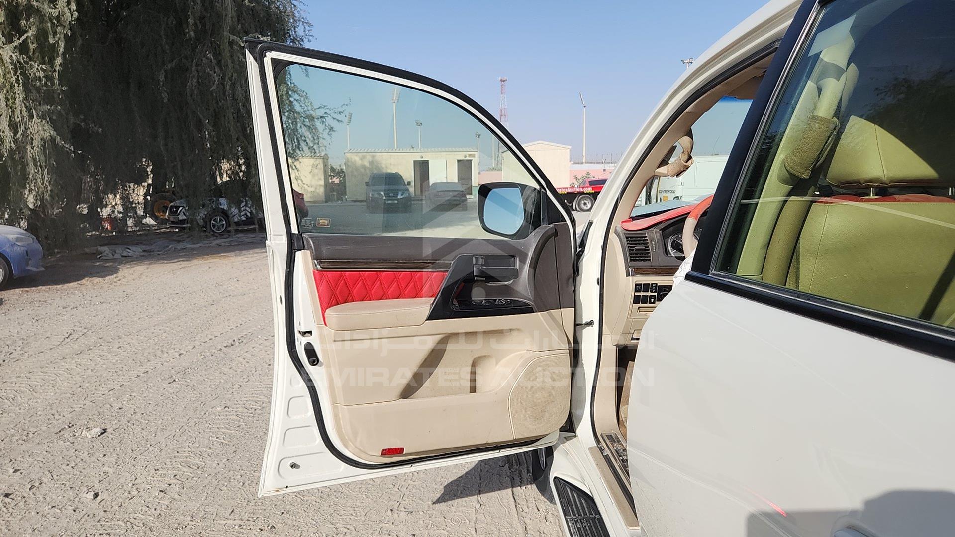 2020 TOYOTA LAND CRUISER VIN: JTMHU01J6L4193878
