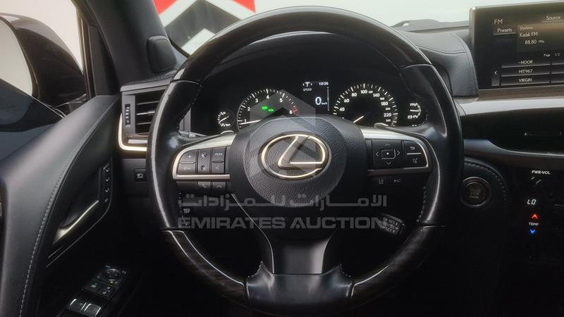 JTJHY00W1L4326058 Auction: EmiratesAuction Lot: 409451 JTJHY00W1L4326058 Lexus LX 570 2020 WHITE Photo 28