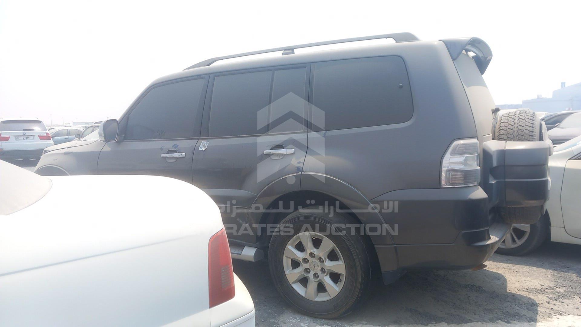 2013 MITSUBISHI PAJERO VIN: JMYLRV95WDJ701089