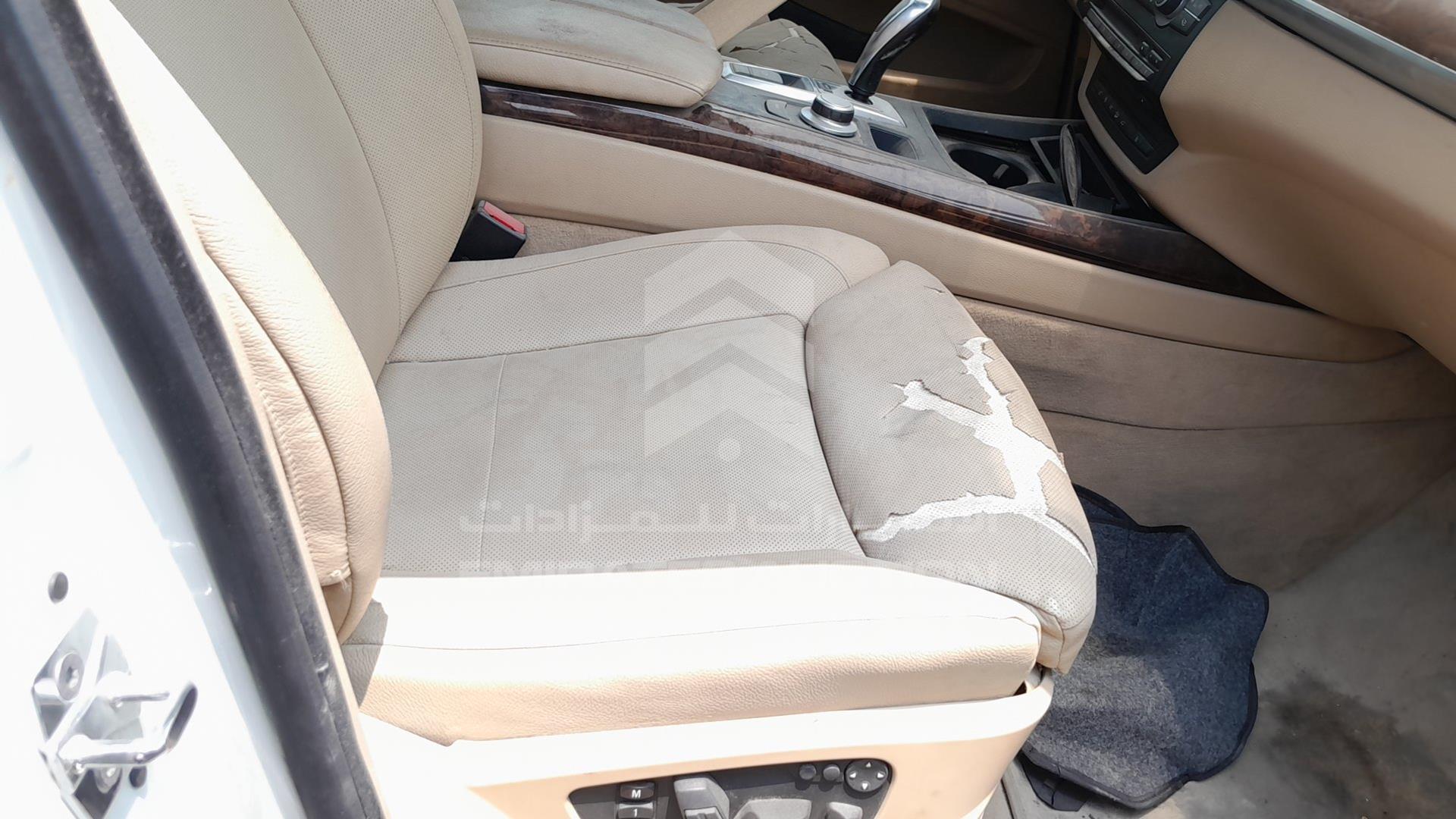 2008 BMW X5 VIN: WBAFE81018L092493
